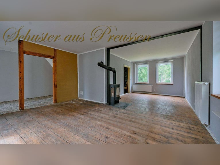 Schuster aus Preussen - Famoses Landhaus für den Pferdefreund - 1,7 ha Grundstück in malerischen Ort