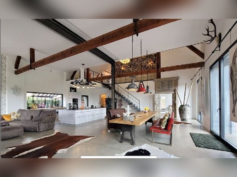 Traumhafter Vierkanthof mit ca. 4,2 ha Nähe Düsseldorf