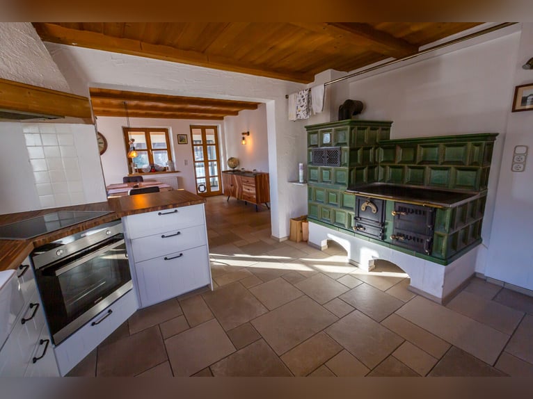 Traumhaftes Bauernhaus mit ausgebautem Pferdebereich in Zeilarn (östlich v. München), provisionsfrei