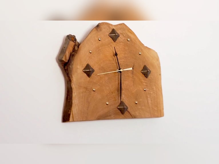 Voll ausgestattetes Landhaus mit Swimmingpool