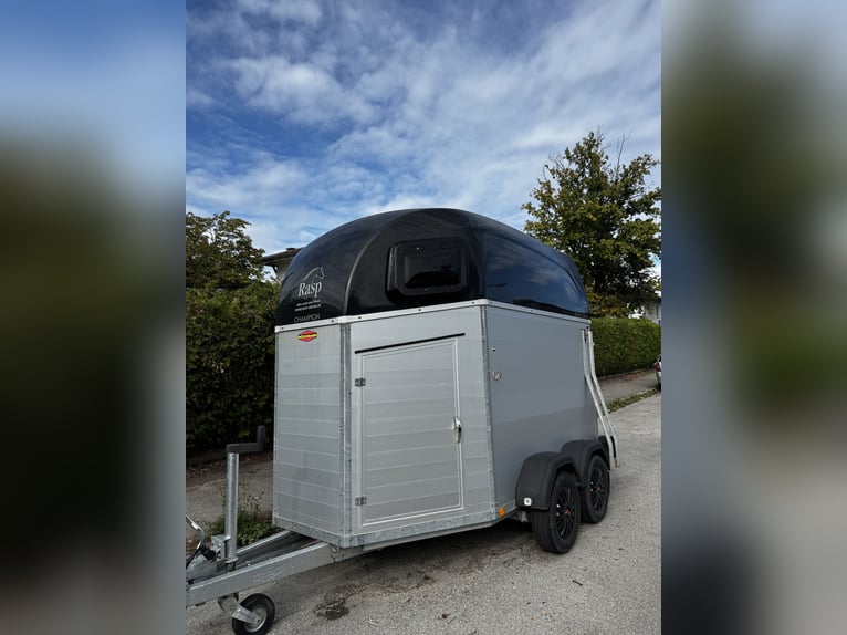 Böckmann Champion Esprit Silver + Black – TÜV neu, 100 km/h