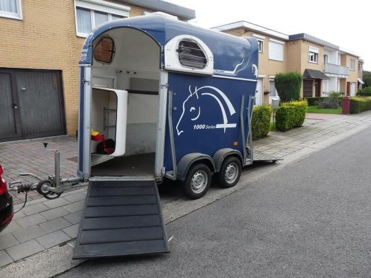 Cheval Liberté, ein und ein halbes Pferd