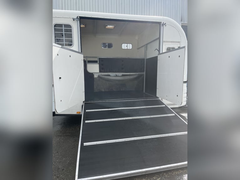 Equitrek Treka L