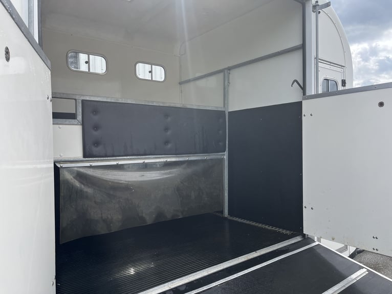 Equitrek Treka L