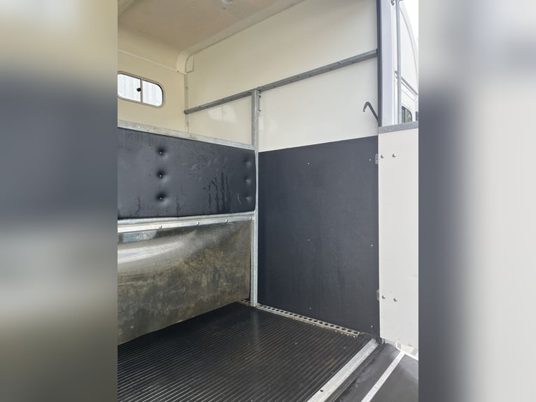 Equitrek Treka L