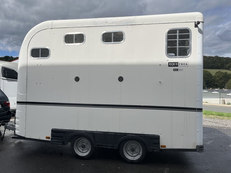 Equitrek Treka L