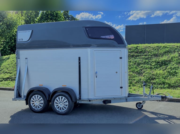 Sirius S75 Pferdeanhänger & vielen Extras, TÜV und Bereifung NEU