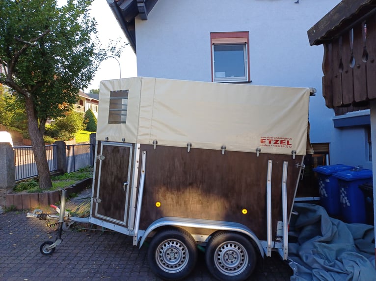 1er Pferdehänger