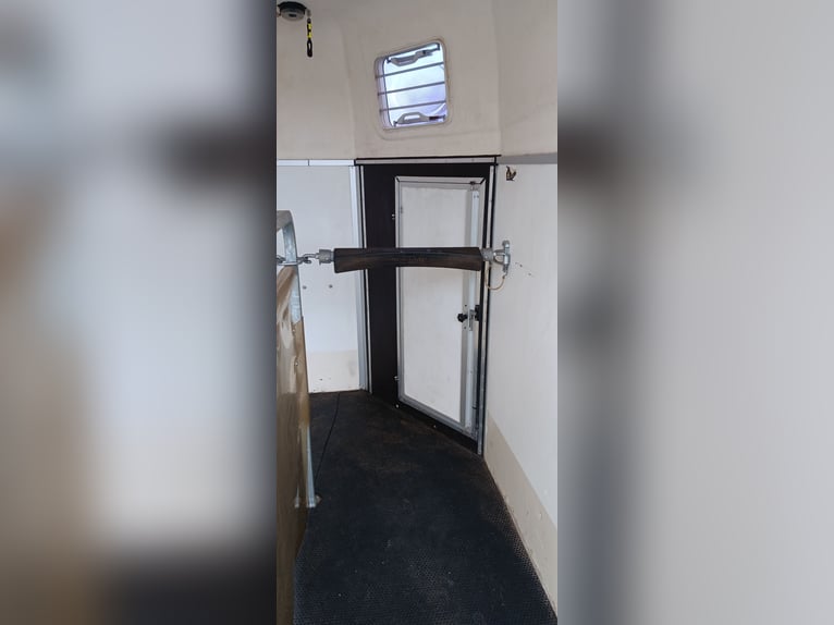 Humbaur Spirit 2000 HG Pferdehänger