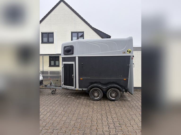 Humbaur Straße 1,5 Pferdeanhänger