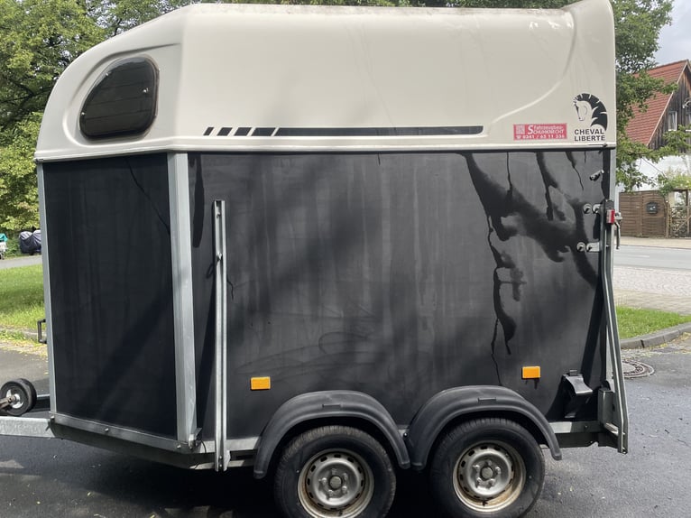 Pferde Anhänger Cheval Liberte 2-er, TÜV+Reifen neu