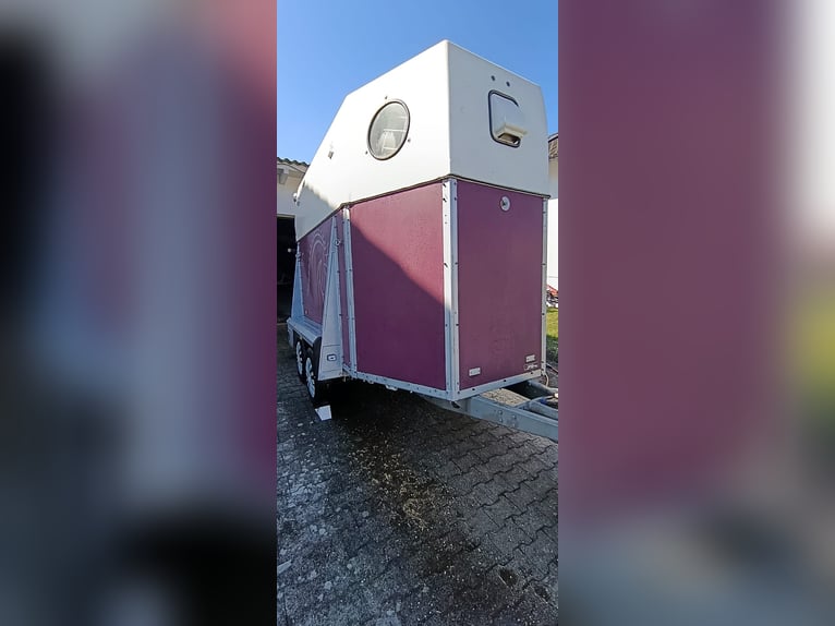 Top-gepflegter Westfalia Doppel-Pferdeanhänger – Komplett überholt & TÜV neu