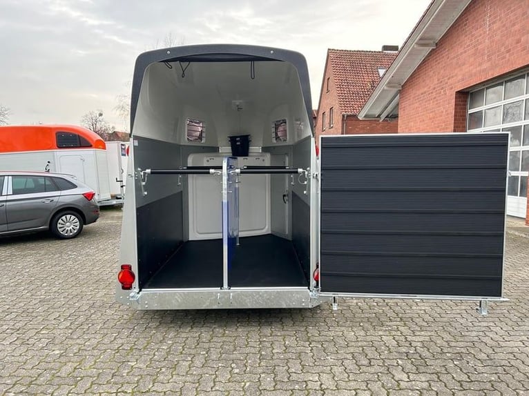 Böckmann Traveller K3 Big SK Pferdeanhänger