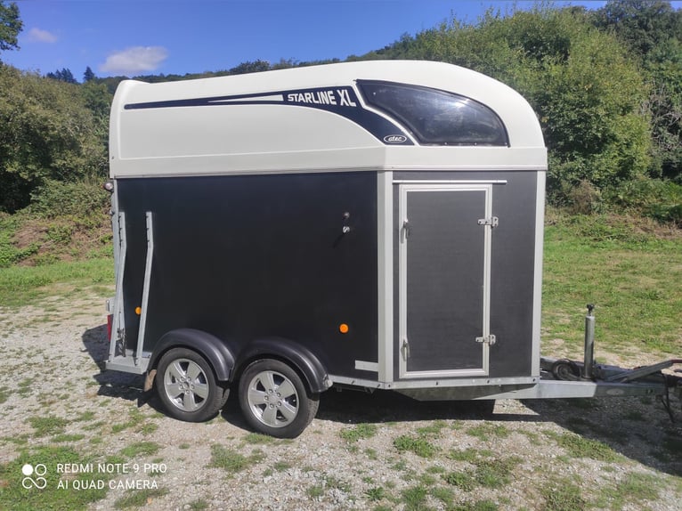 Van chevaux 2 places XL tres bon etat
