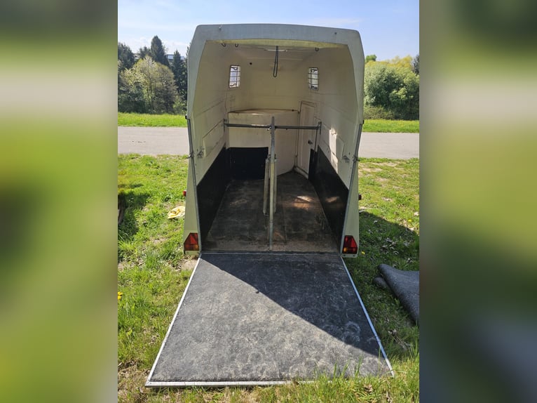Gepflegter 2 Pferdeanhänger Reuter/Thiel Compact
