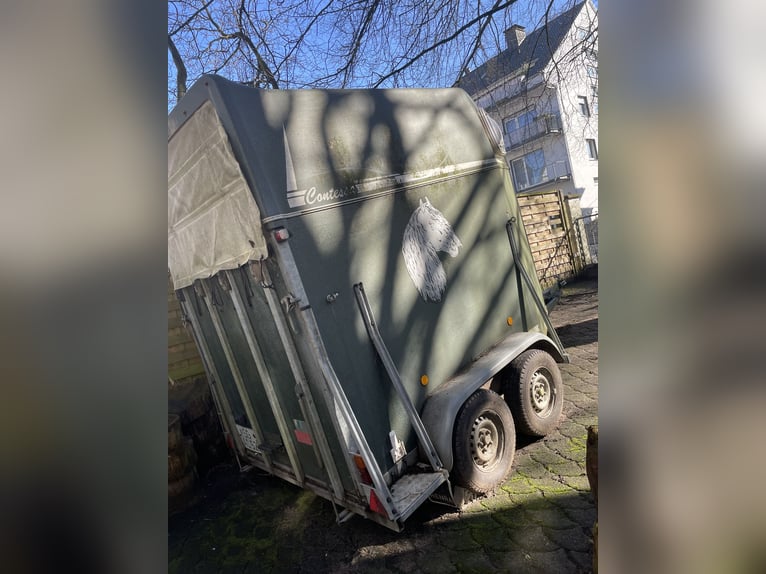 Pferdeanhänger für 2 Pferde