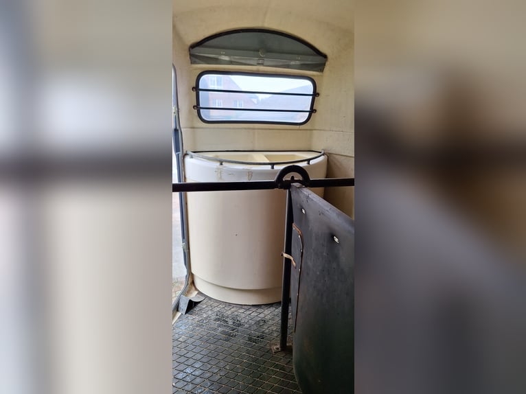 Pferdeanhänger Westfalia