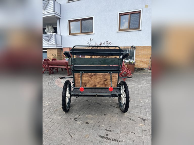 Top Geländegig von der Marke KUBE‘s Kutschenparadies