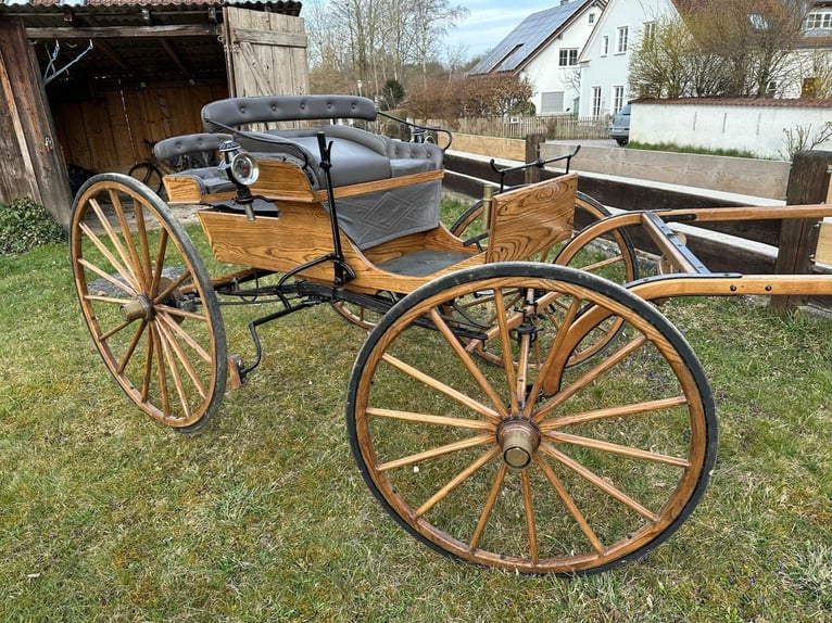 Historischer amerikanischer Buggy (Baujahr 1914) – restauriert & fahrbereit – mit Wagenpass
