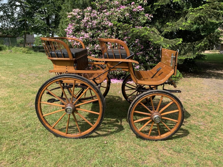 Kutsche Kühnle Linzer Wagen Jagdwagen