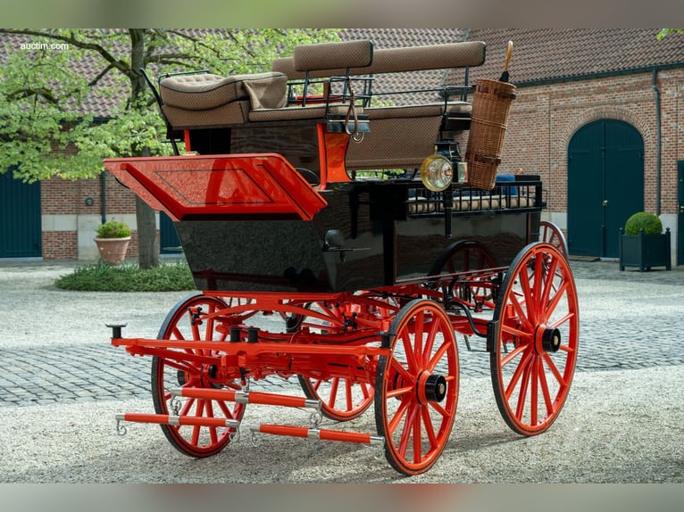 Wagonette-Fahrgestell, aufgebaut, Bremsanlage, Nr. 22100 – 1898