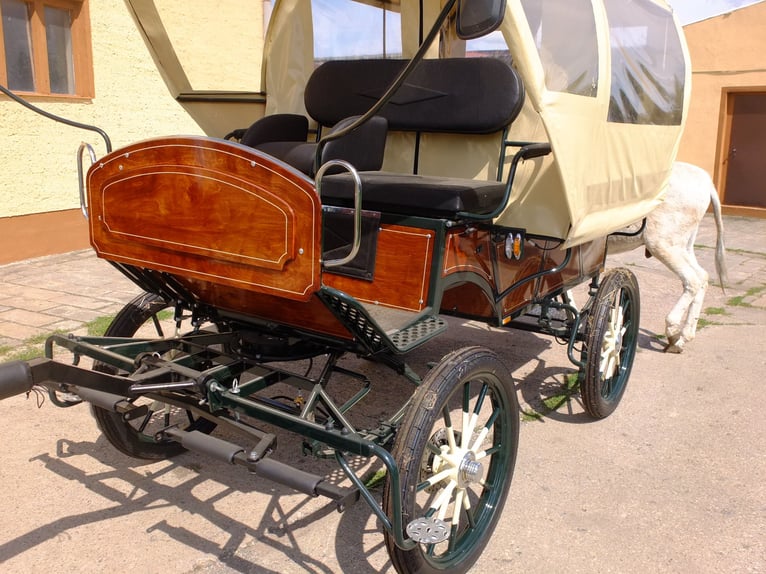 Neuer Planwagen