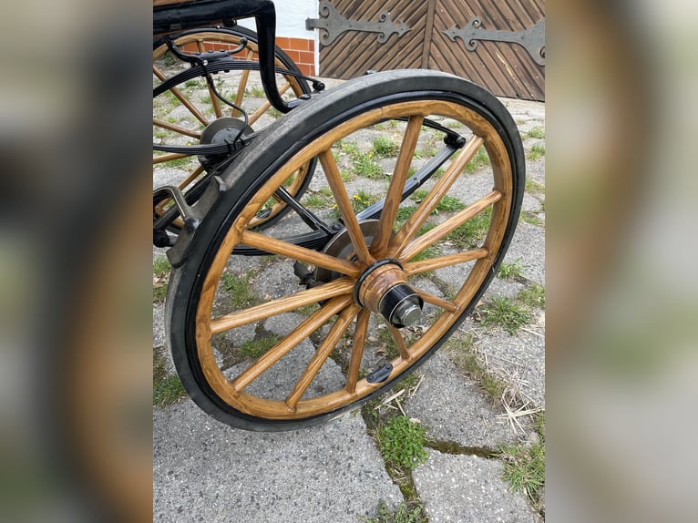 Edle Freizeitkutsche / Wagonette – renovierte Kutsche