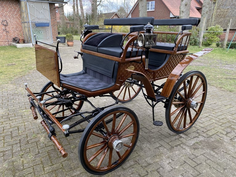 Ungarischer Jagdwagen / Kutsche – top gepflegt, mit komplettem Zubehör