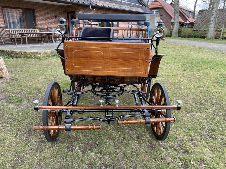 Ungarischer Jagdwagen / Kutsche – top gepflegt, mit komplettem Zubehör