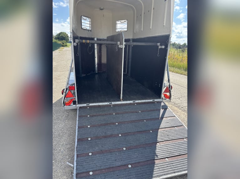 Blomert Pferdeanhänger alles neu gemacht TÜV 07/27