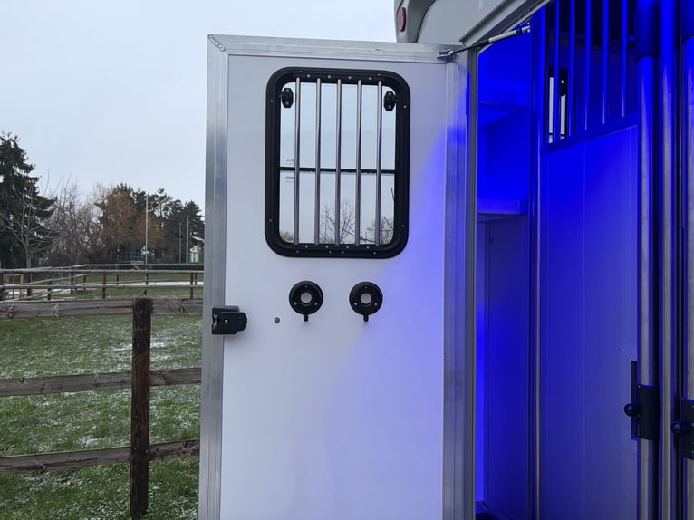 Gebrauchter Pferdetransporter in Topzustand