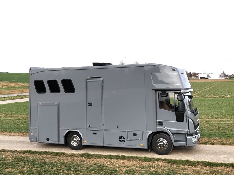 Iveco Eurocargo 80E RJH Pferdetransporter Wohnung Dusche WC 3-Pferde LKW