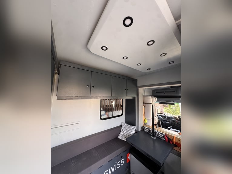 Mercedes-Benz Actros 1831 für 2-3 Pferde oder Umbau zum Camper
