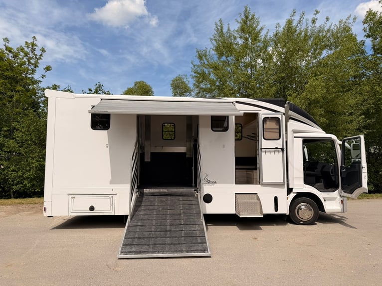 Pferdetransporter für 4 Pferde MAN TGL 8.180