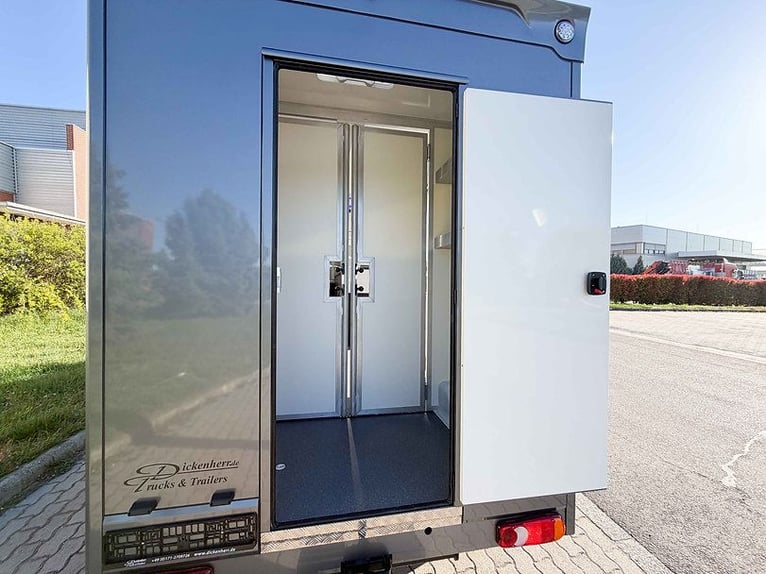 Pferdetransporter Renault Master Neues Modell 2 Ride Automatik Selbstfahrer Horsetruck Horsevan