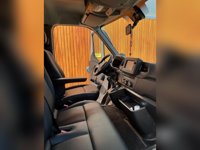 Renault Master mit MSG-Stablehopper-Multifunktionsaufbau, Automatik, 3,5to