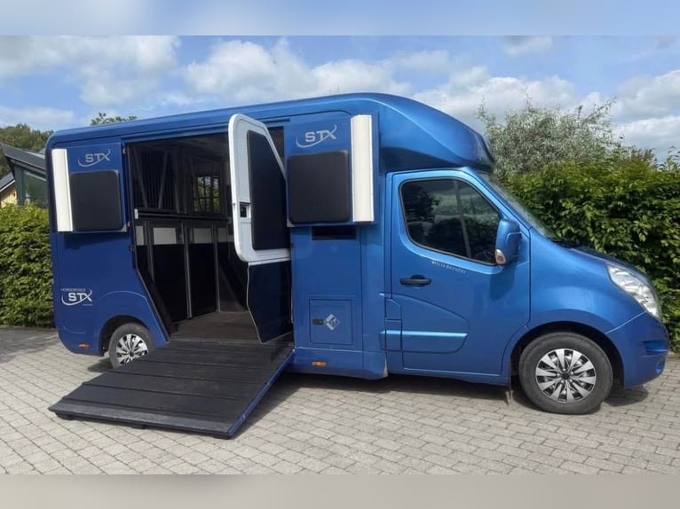 Renault Master STX