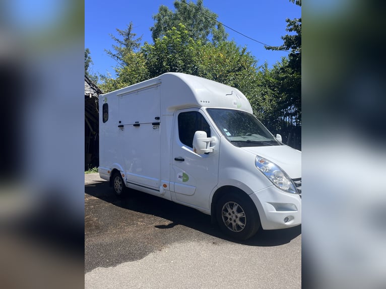 Zum Verkauf: Kleiner Transporter, wenig Kilometer.