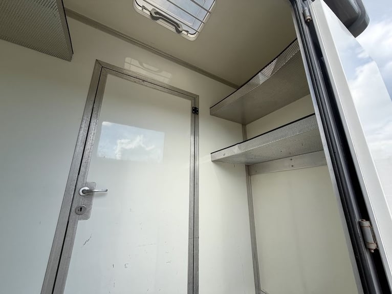 Citroen Jumper 2-Pferdetransporter Gebrauchtfahrzeug 3-Sitzer