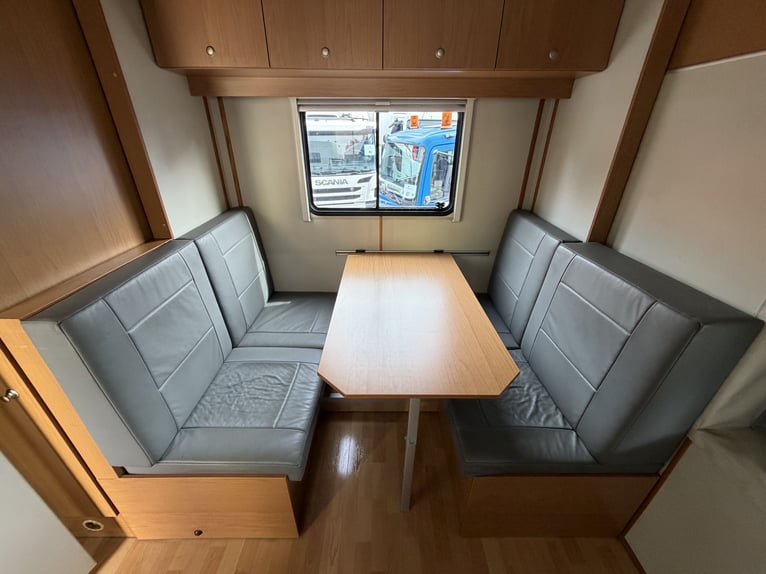 MB Atego 818 | Pop-Out Wohnraum | 1. Hand | Nur 57000 km |  Standheizung | Klima