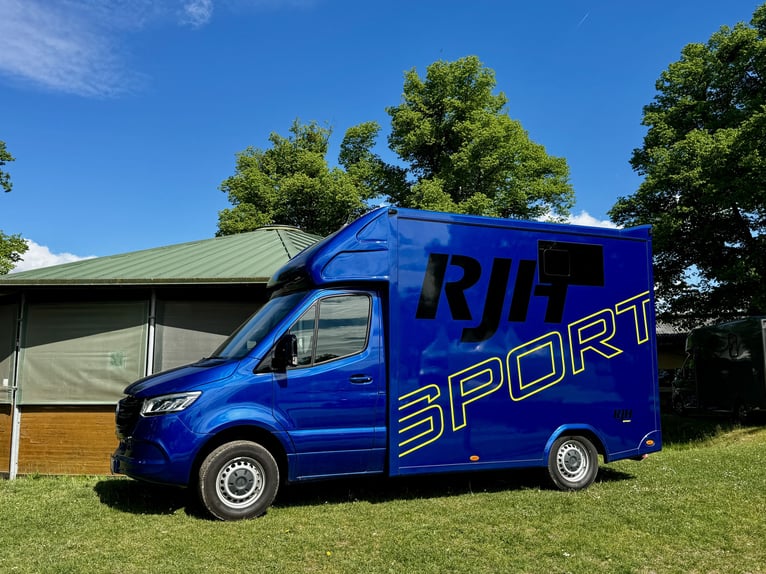 Mercedes-Benz 419 Sprinter 2-PFERDETRANSPORTER RJH SPORT 3,5t LKW - letztes verfügbares Modell