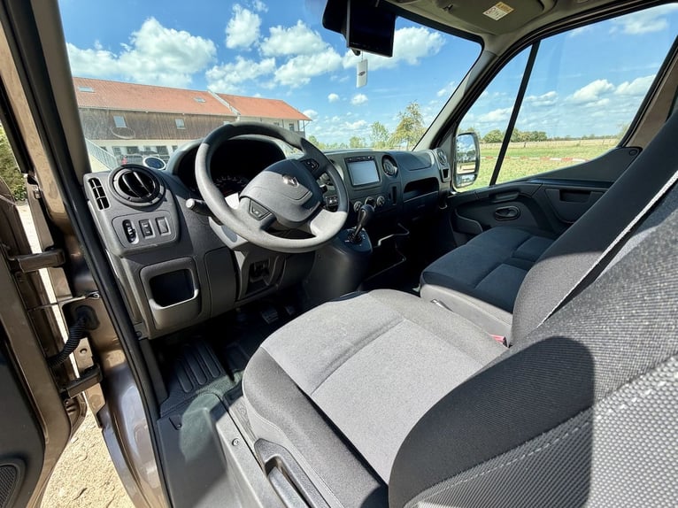 Renault Roelofsen Parados 2-Pferdetransporter Automatik TÜV neu