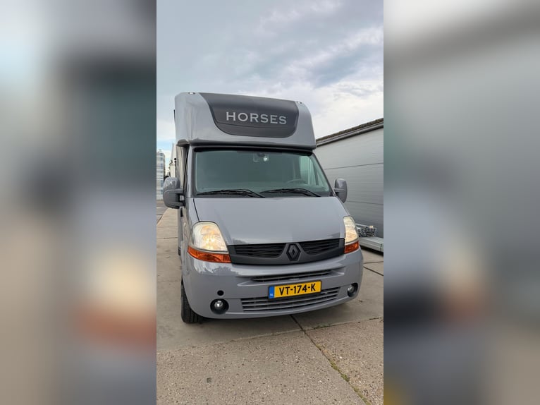 2 Pferde-Transporter zu verkaufen!