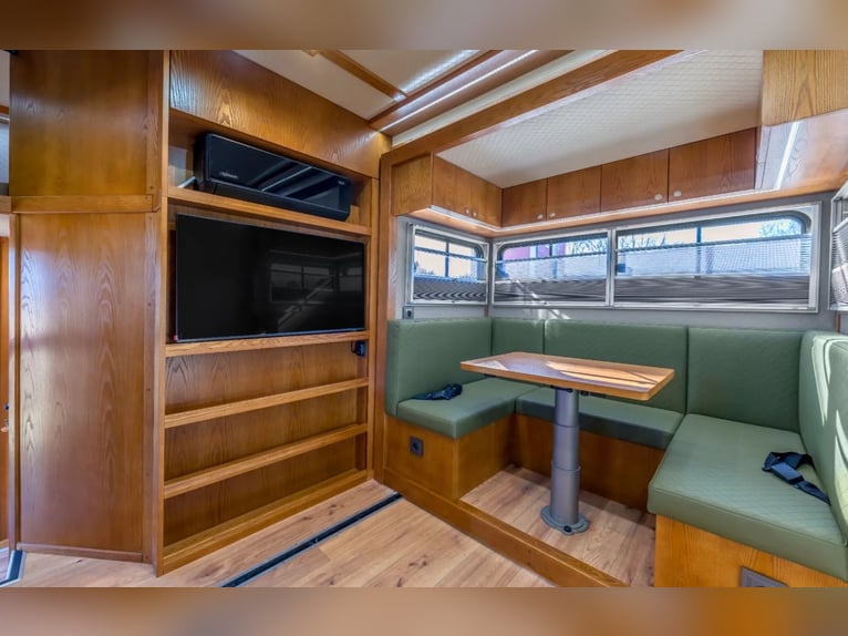DAF XF 480, Baujahr 2021, mit neuem Design ab 2026, PREMIUM-Version, für 4 Personen zugelassen