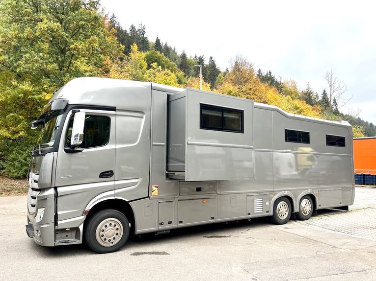 Mercedes-Benz 2551 Pferdetransporter 6 Pferde Wohnung Pop-Out WC Dusche LKW 510 PS Automatik