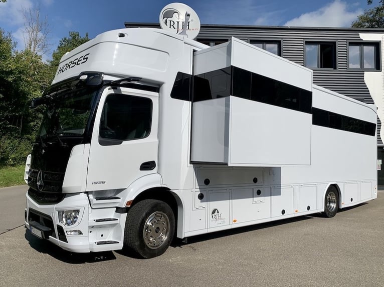 Mercedes-Benz Actros 1835 RJH Pferdetransporter Pop-Out 350 PS 5 Pferde Dusche Wohnung WC LKW