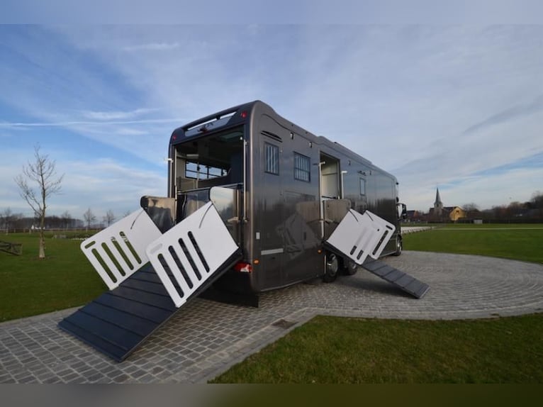 MERCEDES-BENZ - ACTROS (2017)