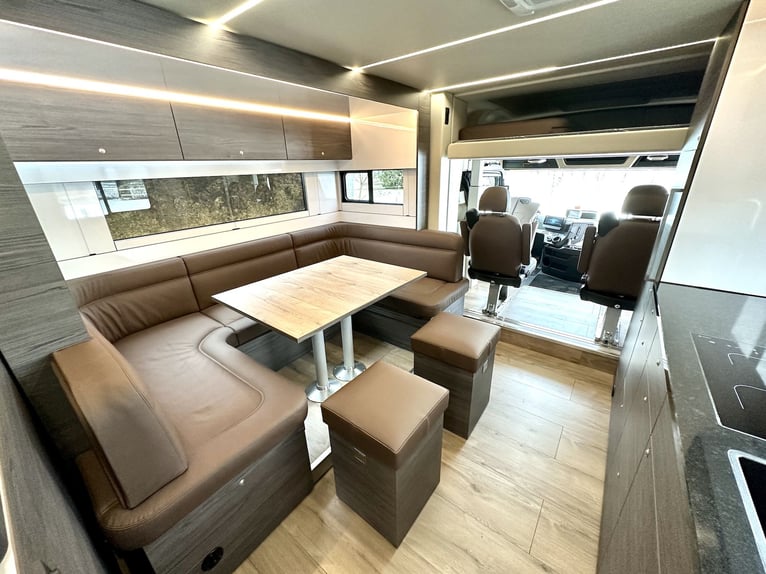 Mercedes-Benz Actros 2545 RJH Exclusive H6 Pferdetransporter LKW 6 Pferde 450 PS Dusche WC Wohnung