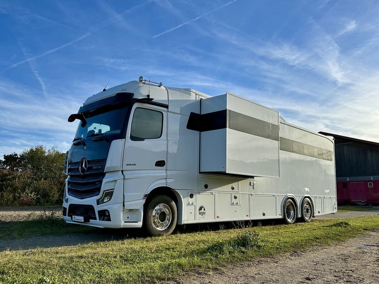 Mercedes-Benz Actros 2545 RJH Exclusive H6 Pferdetransporter LKW 6 Pferde 450 PS Dusche WC Wohnung