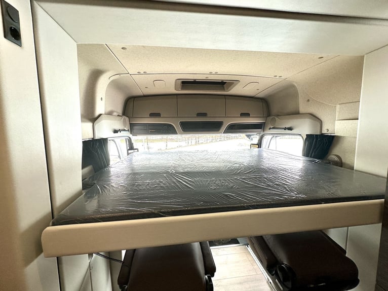 Mercedes-Benz Actros 2545 RJH Exclusive H6 Pferdetransporter LKW 6 Pferde 450 PS Dusche WC Wohnung